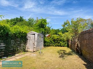 Annexe garden- click for photo gallery